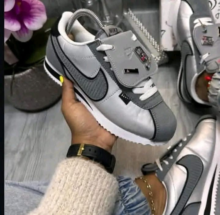 Nike Cortez