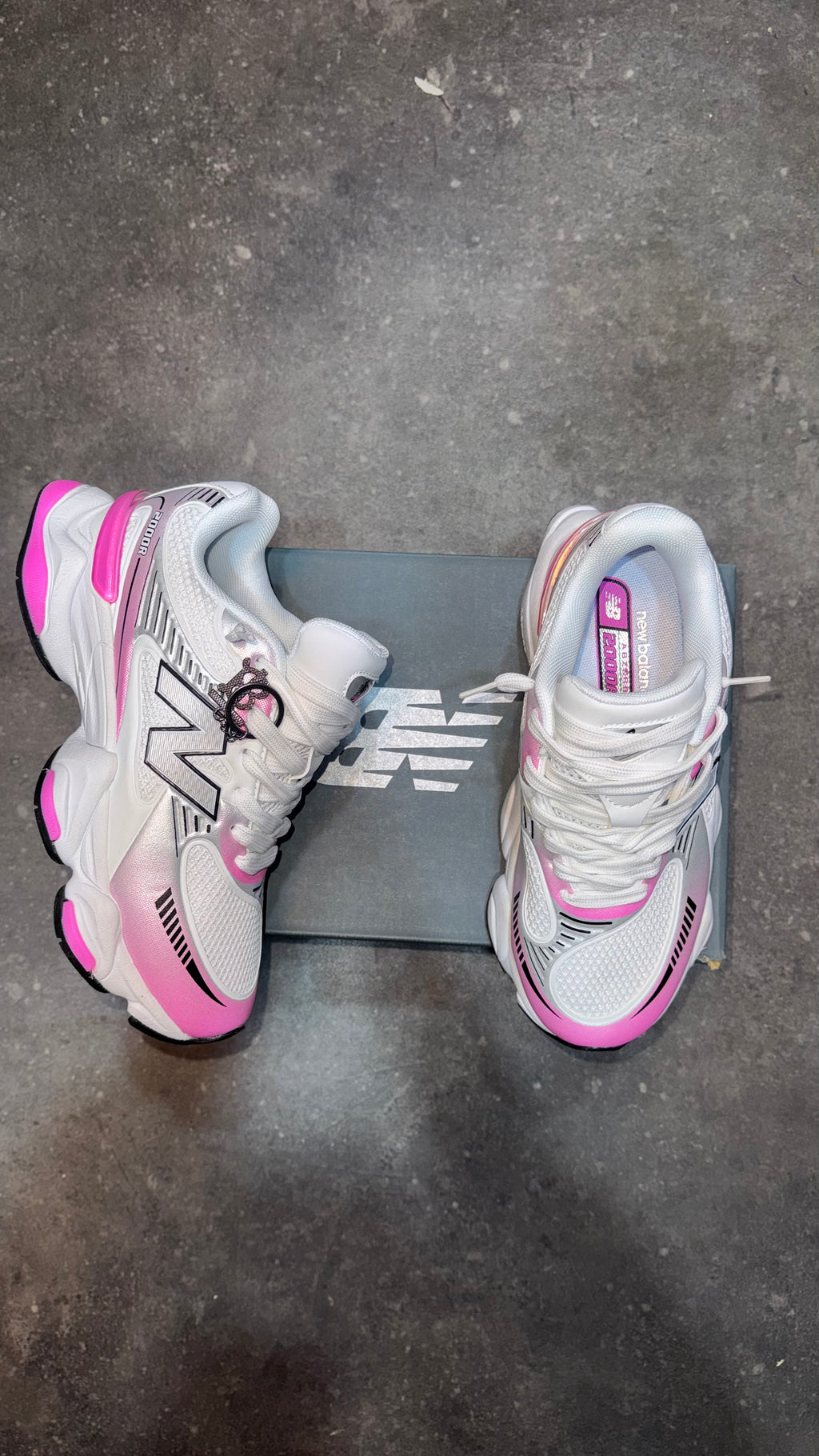 New balance 2000R