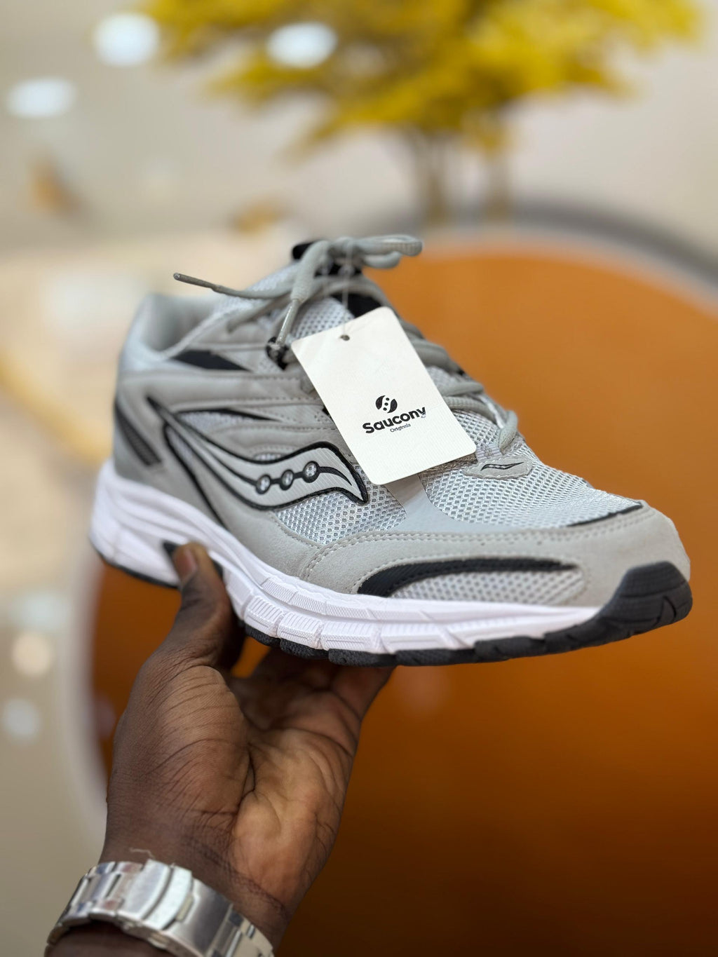 Saucony