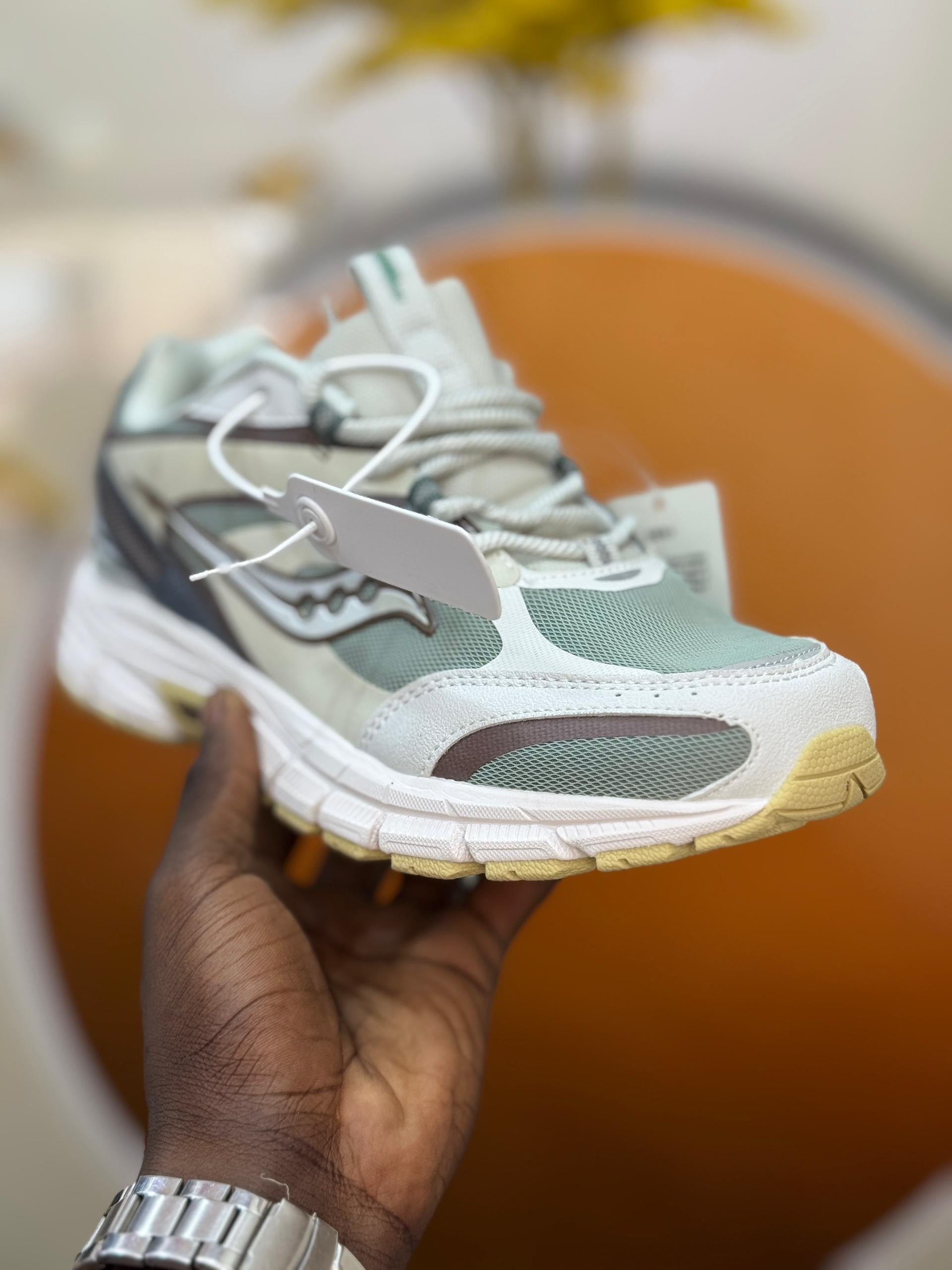 Saucony