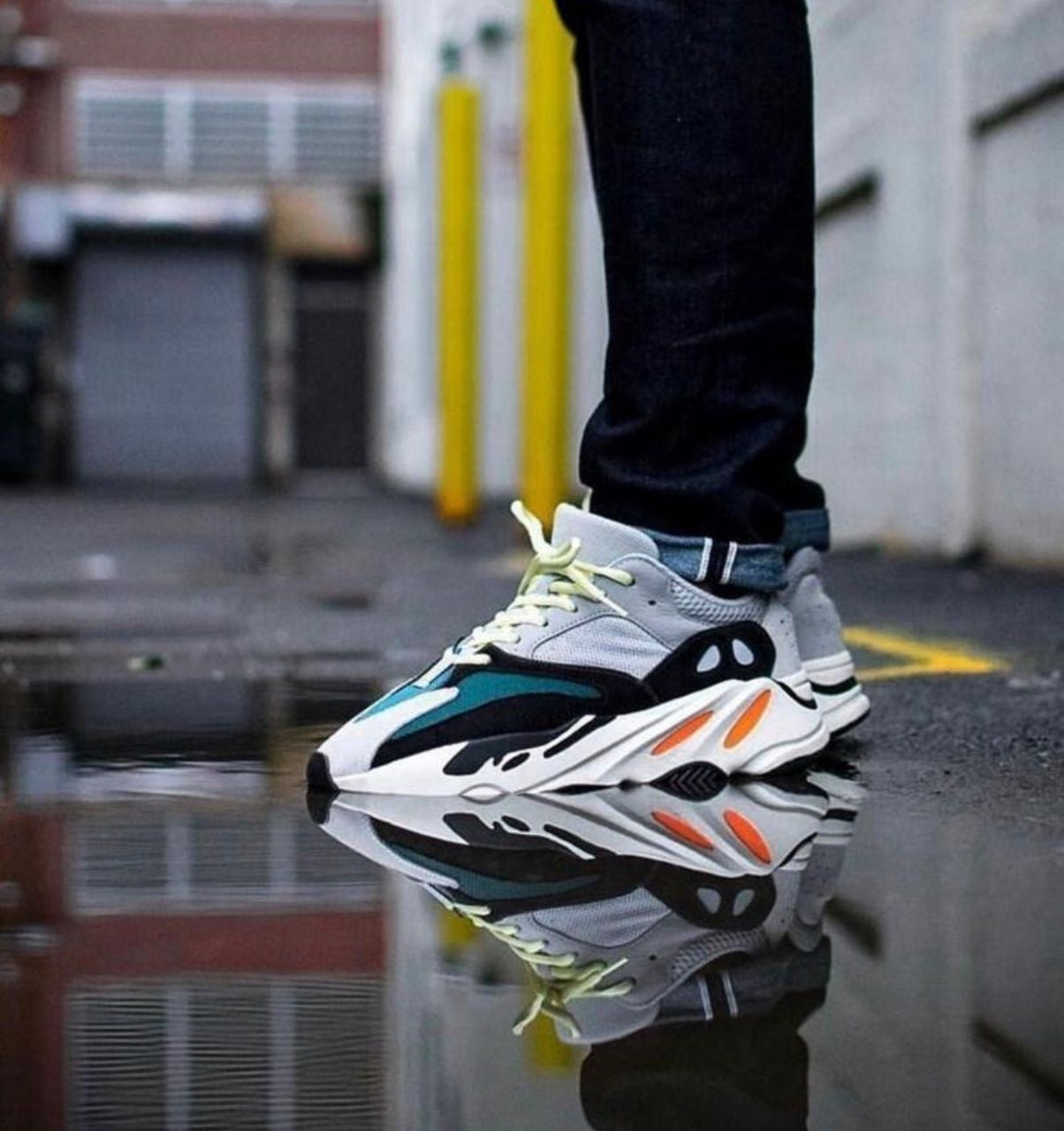 Yeezy 700