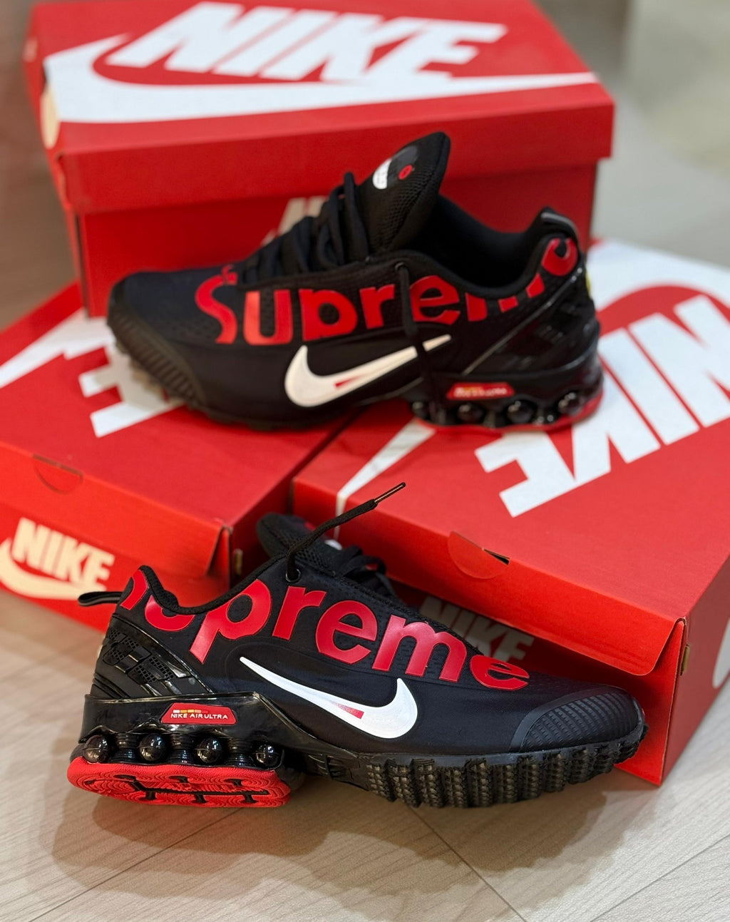 Nike Suprême