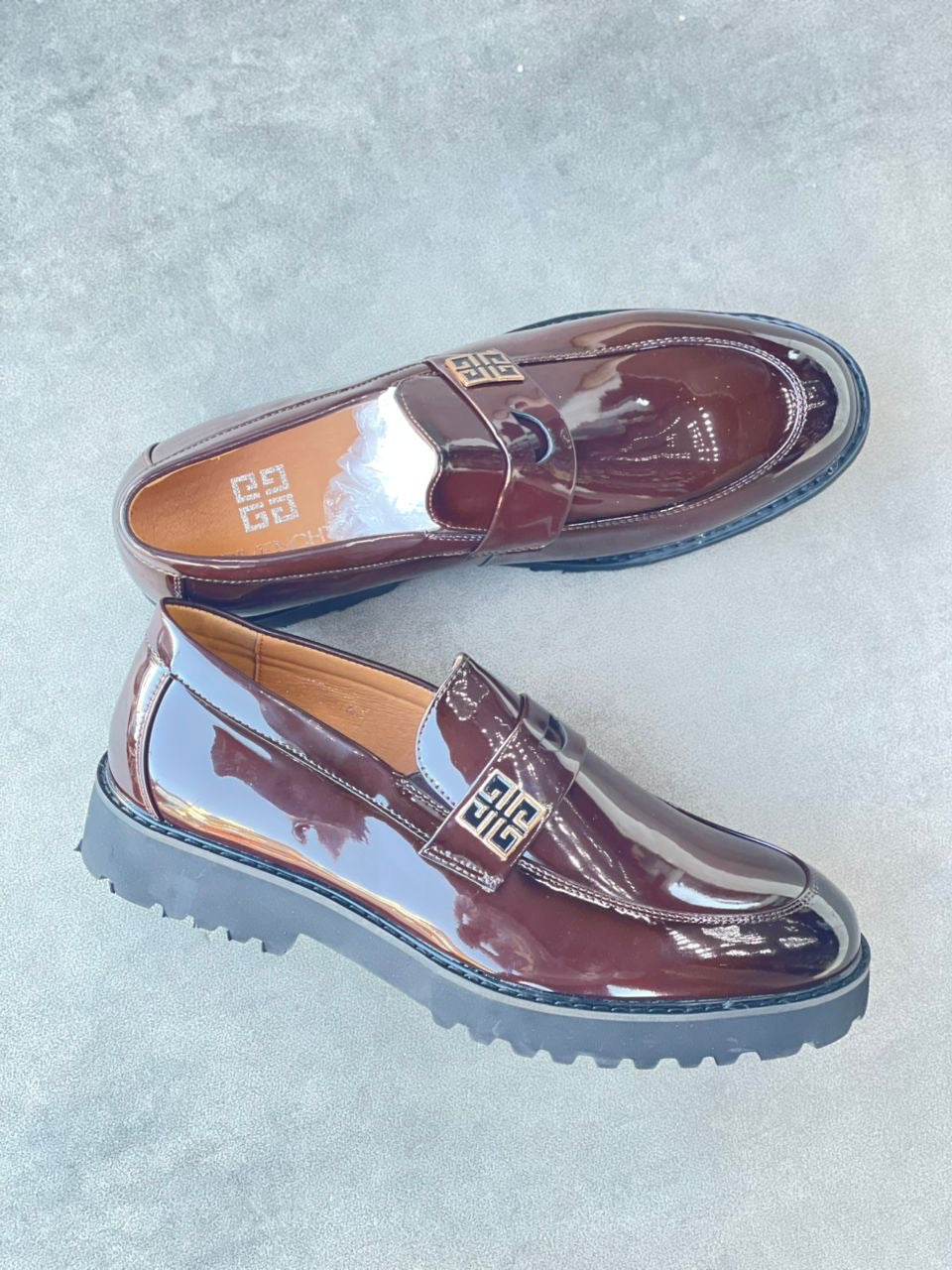 Givenchi