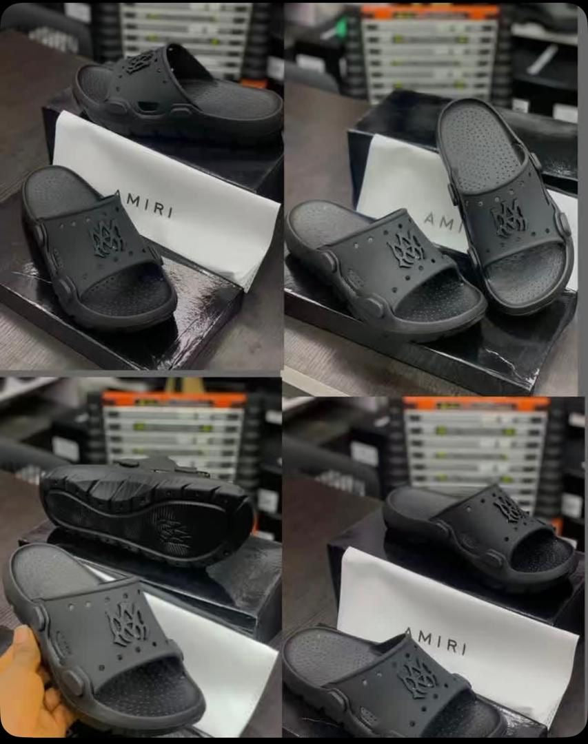 Amiri sandale
