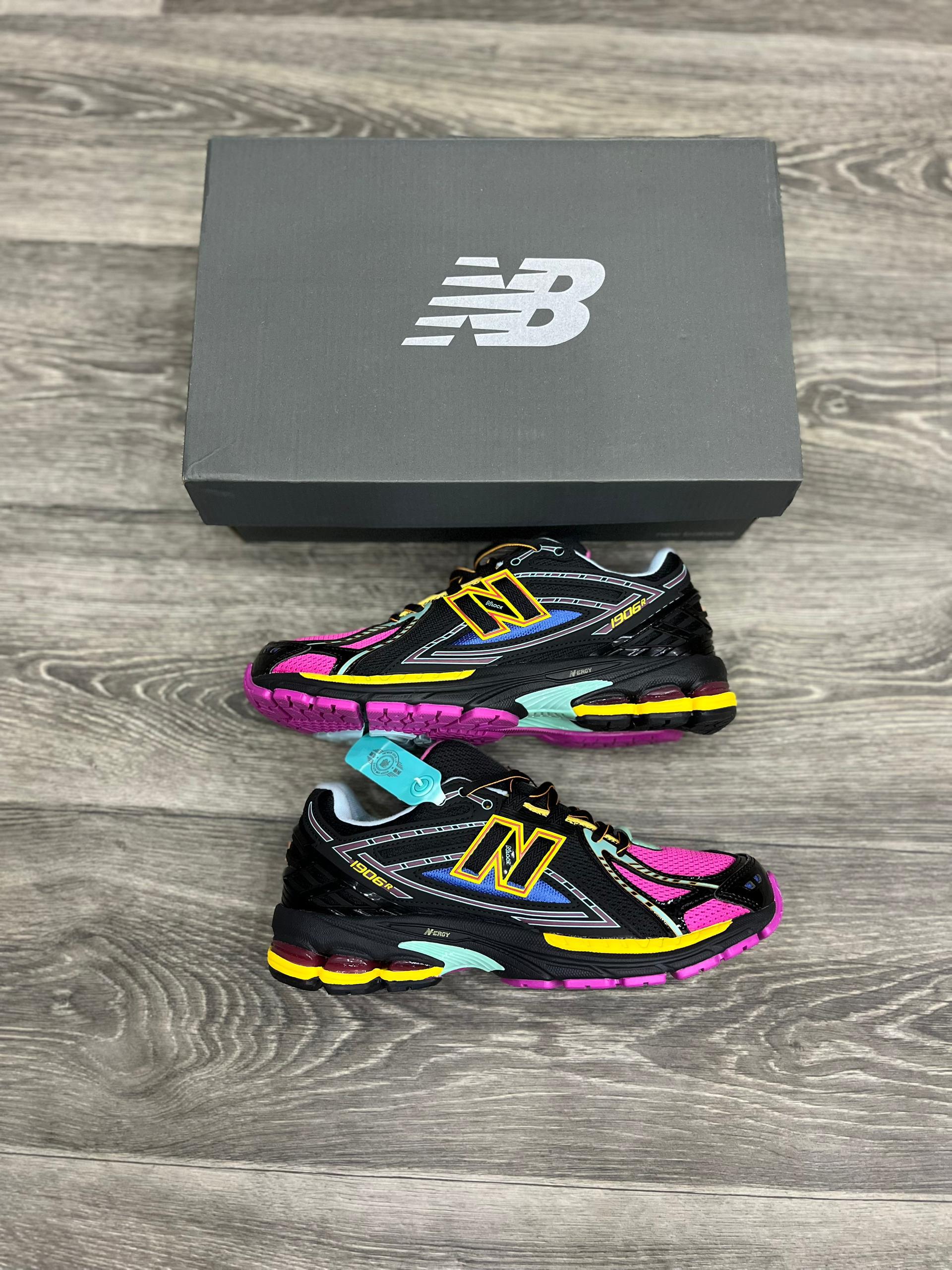 New balance 740